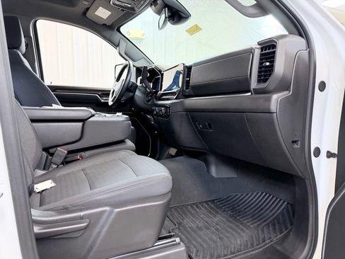 Used 2025 Chevrolet Silverado 3500 LT w/ Safety Package AWD/4WD image 32