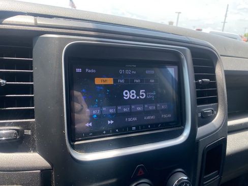 Used 2017 RAM 1500 Express RWD image 20