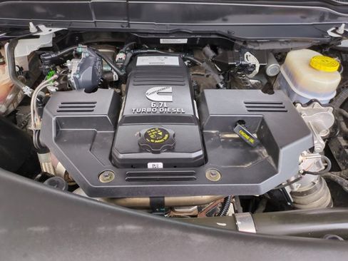 Used 2024 RAM 3500 Big Horn AWD/4WD image 23