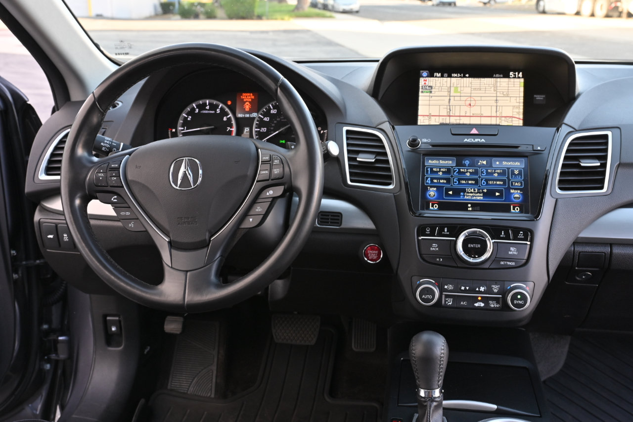Used 2018 Acura RDX w/ Tech & AcuraWatch Plus Pack AWD/4WD image 17