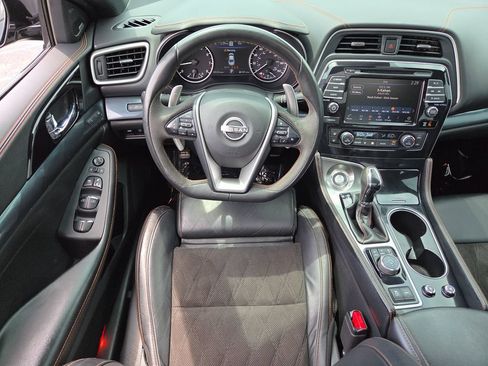 Used 2023 Nissan Maxima SR w/ Sport Mat Group FWD image 24