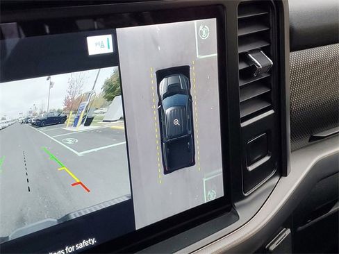 Certified 2022 Ford F150 Raptor w/ Equipment Group 801A High image 26