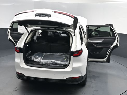 New 2026 MAZDA CX-90 Plug-In Hybrid w/ Preferred image 16