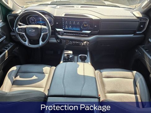 Used 2024 Chevrolet Silverado 1500 LT Trail Boss w/ LT Trail Boss Premium Package AWD/4WD image 10