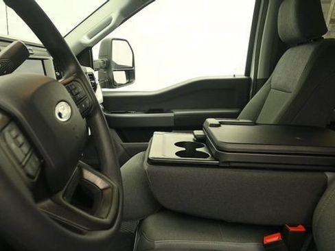 New 2026 Ford F350 XLT w/ FX4 Off-Road Package AWD/4WD image 19