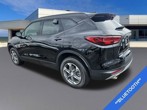 Used 2023 Chevrolet Blazer LT w/ Convenience Package image 3