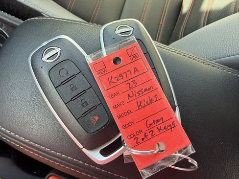 Used 2023 Nissan Kicks SR w/ SR Premium Package image 39