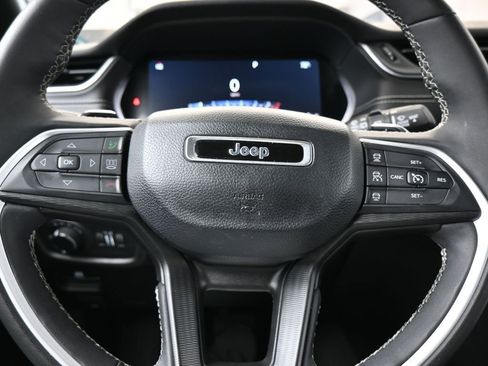 Used 2023 Jeep Grand Cherokee L Laredo RWD image 24