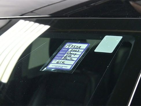 Certified 2023 Chevrolet Equinox Premier image 32