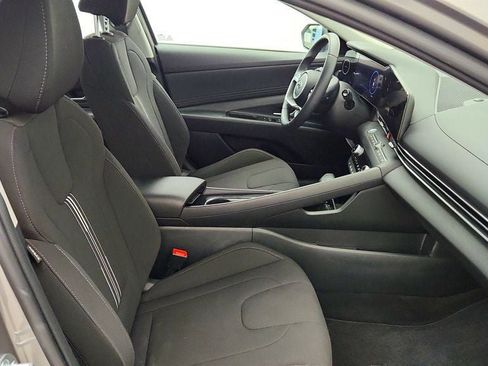 Used 2023 Hyundai Elantra SEL w/ Convenience Package FWD image 24