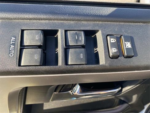 Used 2023 Toyota 4Runner SR5 image 12