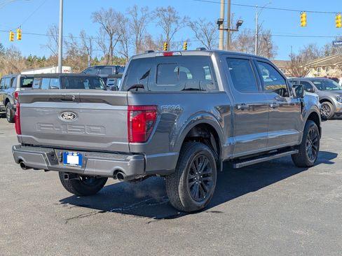 New 2026 Ford F150 XLT w/ Equipment Group 302A MID image 9