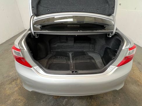 Used 2013 Toyota Camry XLE FWD image 26
