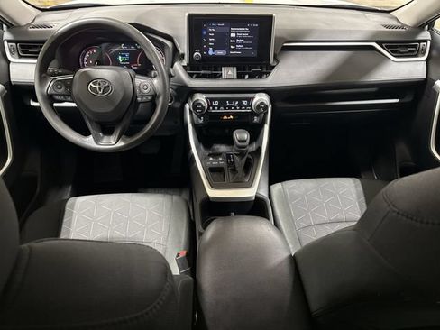 Used 2024 Toyota RAV4 XLE FWD image 10