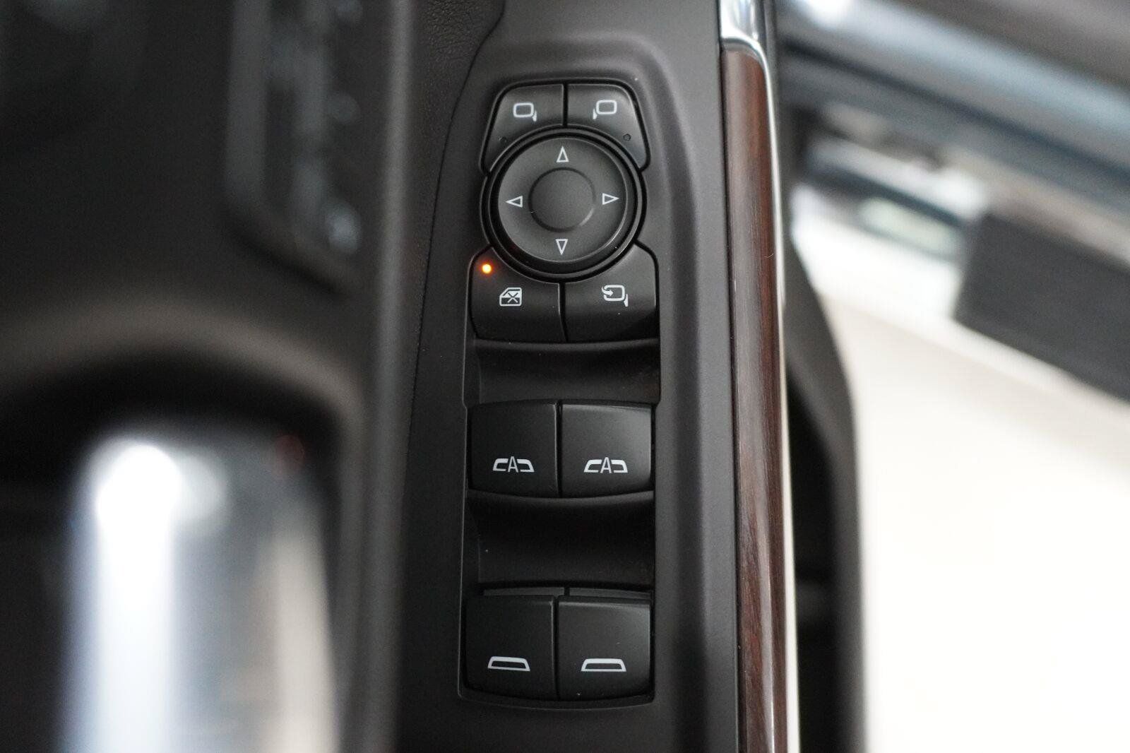 Used 2021 GMC Sierra 1500 SLT RWD image 19