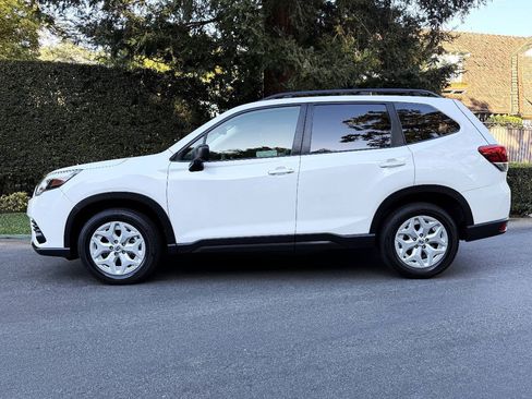 Used 2024 Subaru Forester AWD/4WD image 4