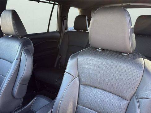 Used 2023 Honda Passport Elite image 14