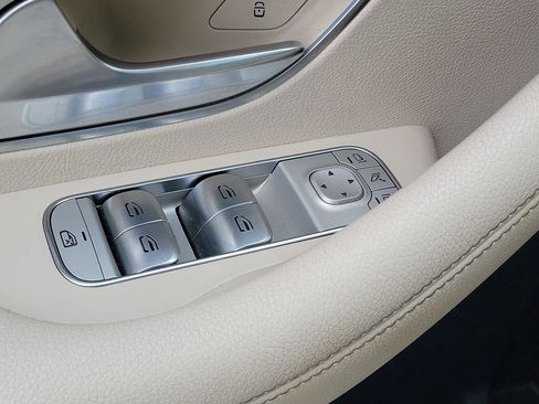 Certified 2022 Mercedes-Benz GLE 350 image 29