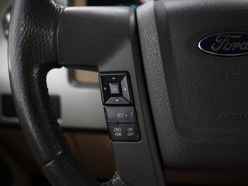 Used 2014 Ford F150 Lariat w/ Equipment Group 502A Luxury AWD/4WD image 23