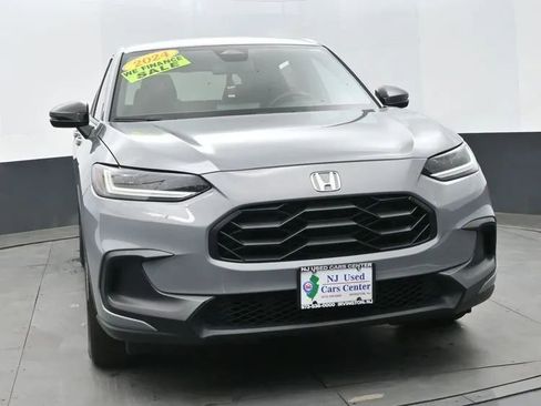Used 2024 Honda HR-V Sport image 3