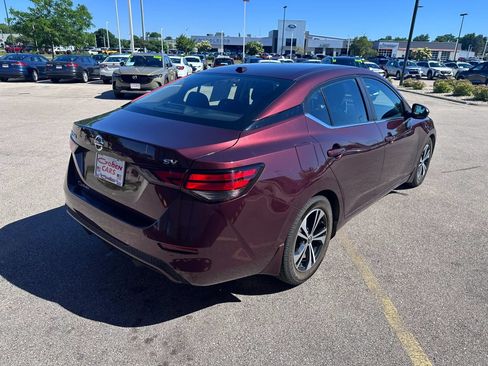 Used 2021 Nissan Sentra SV FWD image 5