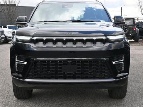 New 2026 Jeep Grand Wagoneer L Limited AWD/4WD image 3