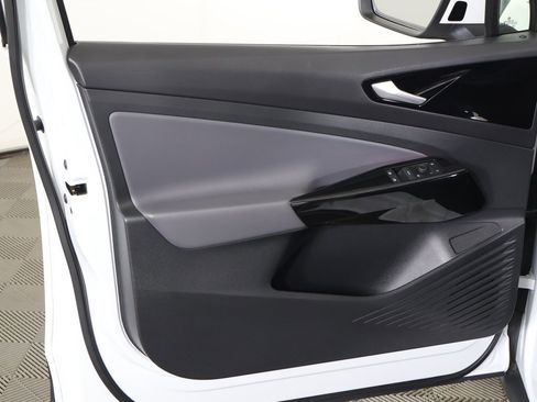 Used 2021 Volkswagen ID.4 Pro image 22