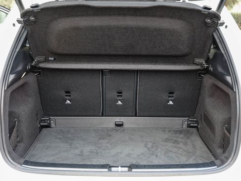 Certified 2025 Mercedes-Benz GLA 250 4MATIC image 26