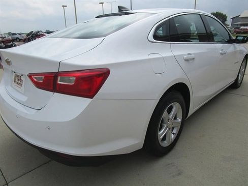 Used 2023 Chevrolet Malibu LS w/ Driver Confidence Package image 7