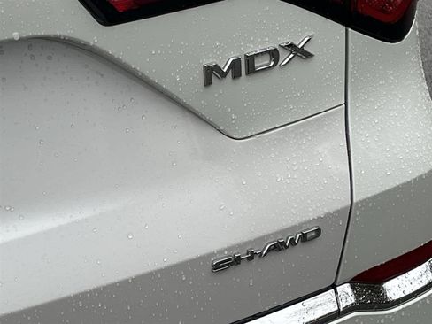 Used 2023 Acura MDX SH-AWD image 10