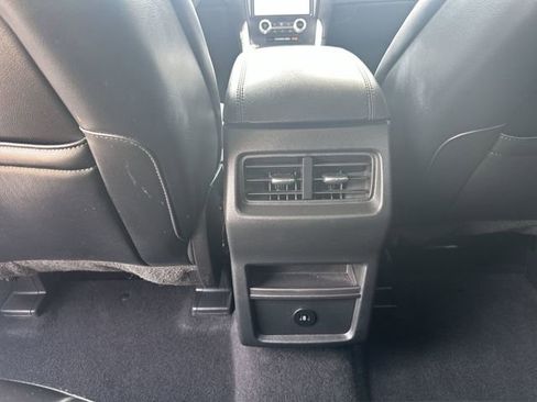 Used 2023 Ford Edge SEL image 27