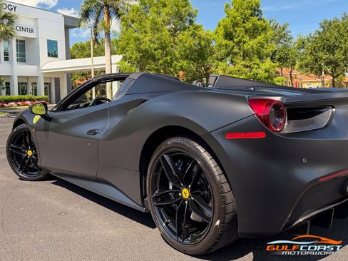 Used 2017 Ferrari 488 Spider RWD image 44