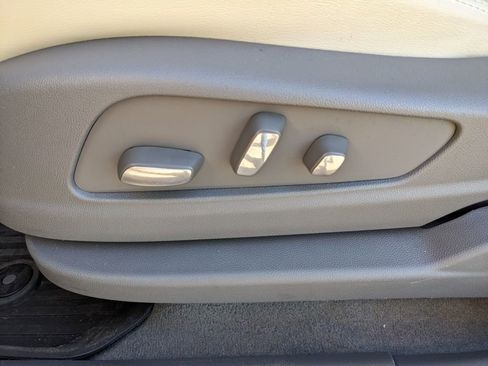 Used 2023 Cadillac XT5 Premium Luxury FWD image 54