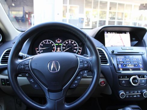 Used 2018 Acura RDX AWD w/ Advance Package image 30
