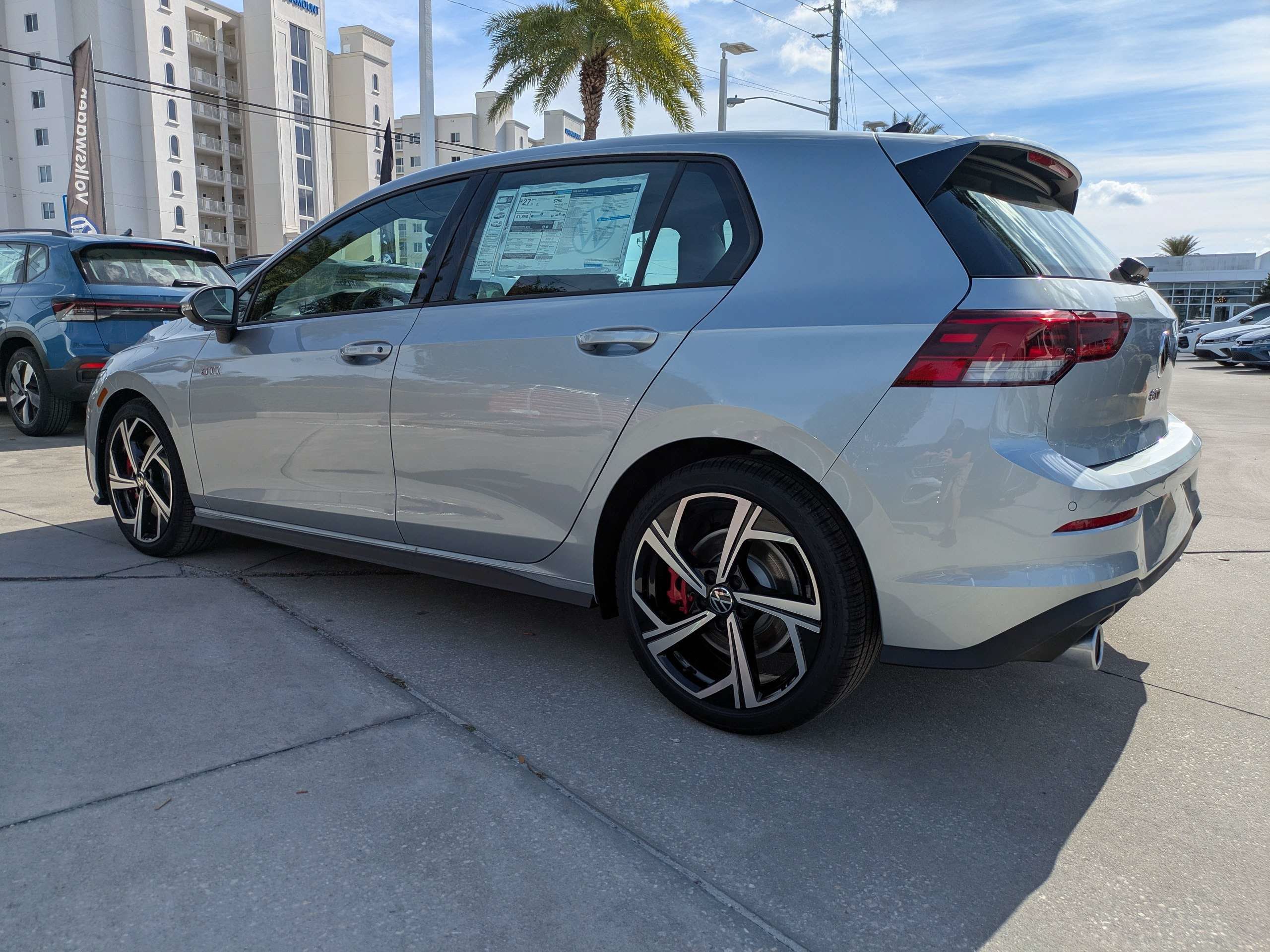 New 2026 Volkswagen GTI SE FWD image 6