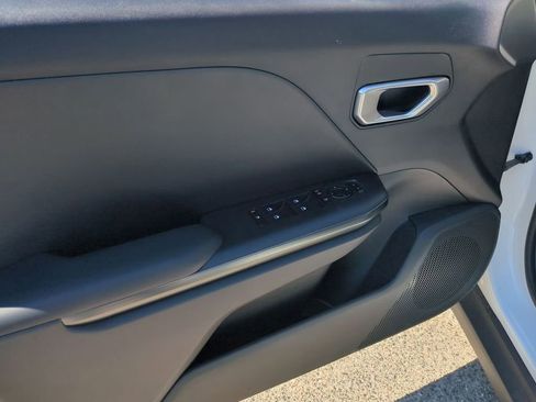 New 2026 Kia K4 LXS FWD image 21