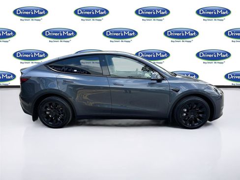 Used 2023 Tesla Model Y Long Range AWD/4WD image 8