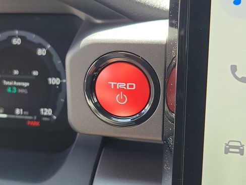 New 2026 Toyota 4Runner TRD Off-Road Premium AWD/4WD image 31