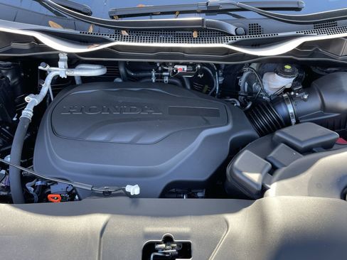 New 2026 Honda Odyssey EX-L image 9