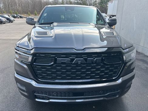 New 2026 RAM 1500 Express AWD/4WD image 7