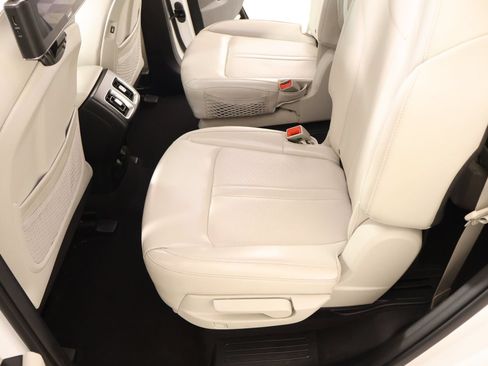 Used 2022 Kia Sorento EX w/ Panoramic Sunroof Package FWD image 14