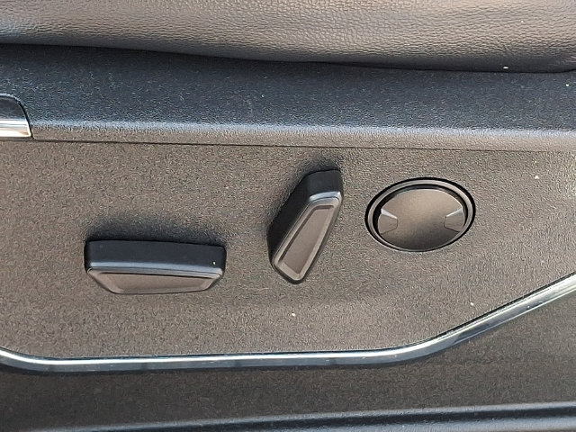 Used 2024 Ford F150 Lariat AWD/4WD image 18