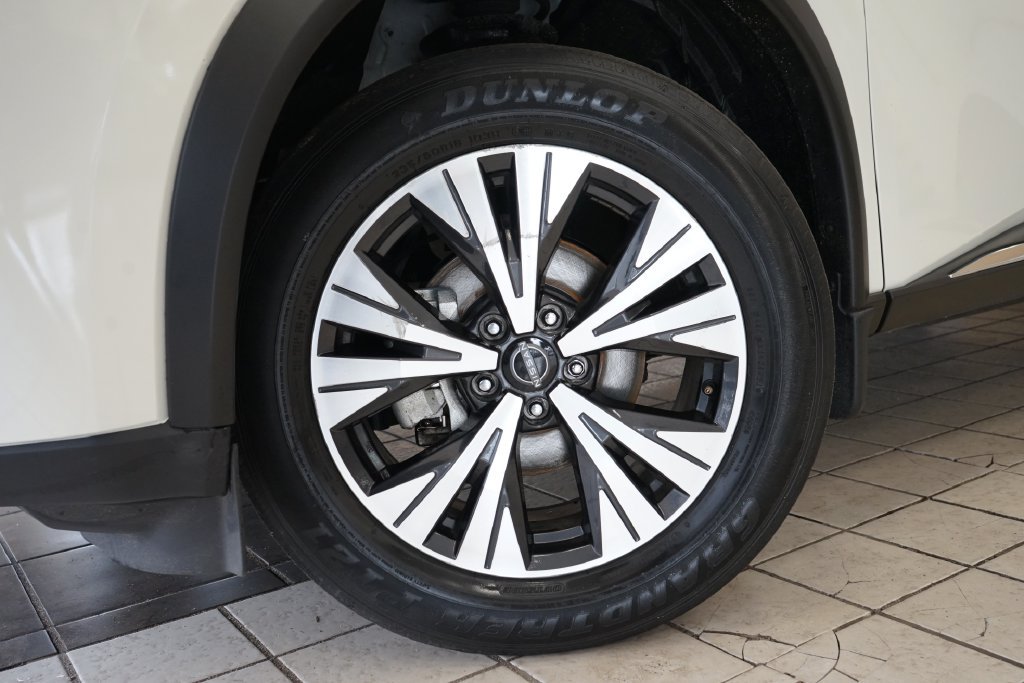 Used 2023 Nissan Rogue SL AWD/4WD image 50