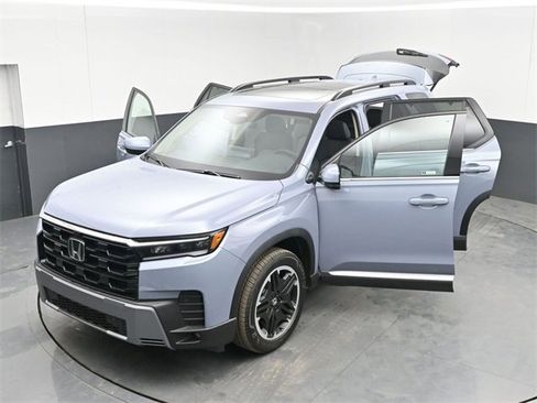 New 2026 Honda Pilot Touring image 52