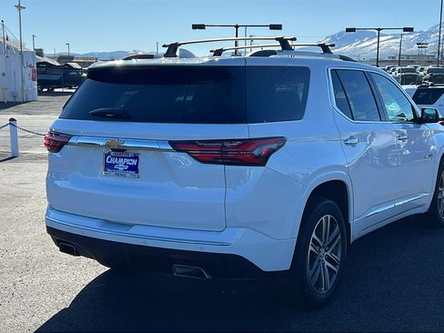 Used 2023 Chevrolet Traverse High Country image 5