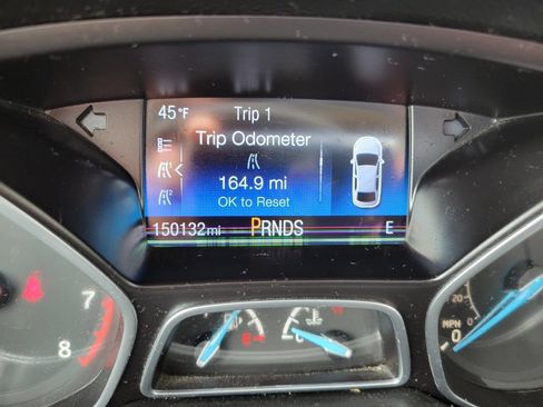 Used 2016 Ford Focus SE w/ Equipment Group 201A FWD image 25