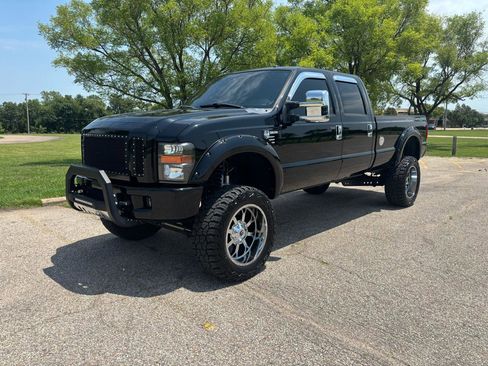 Used 2009 Ford F350 Harley-Davidson AWD/4WD image 3