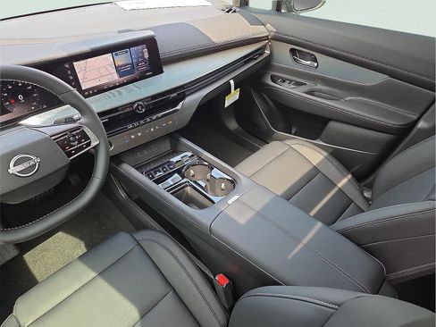 New 2025 Nissan Murano SL image 12