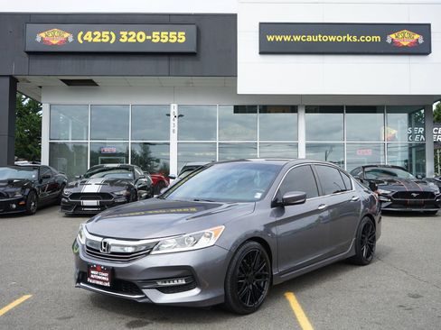 Used 2016 Honda Accord Sport image 1