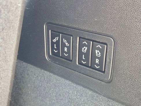 Used 2020 Cadillac XT6 Sport AWD/4WD image 17
